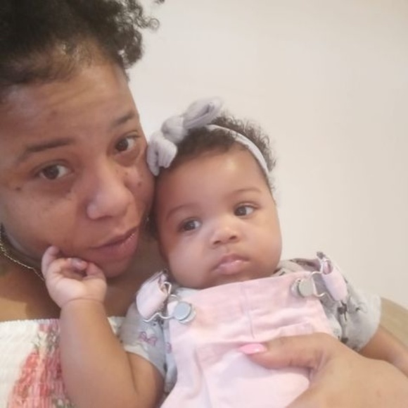 Meet your Posher, Yvette - Picture 1 of 1